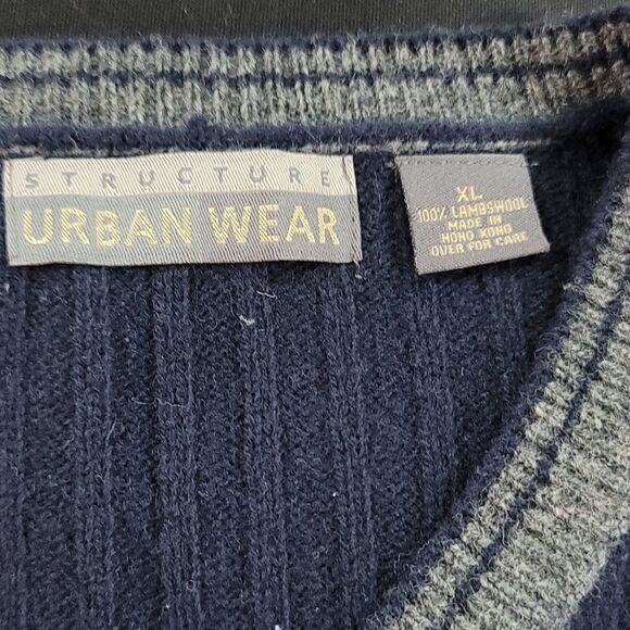 NWOT Men's V-Neck 100% Lambswool Blue Sweater - Picture 6 of 9